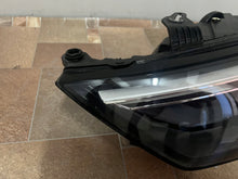 Laden Sie das Bild in den Galerie-Viewer, Frontscheinwerfer Audi A1 82A941033D Full LED Ein Stück (Rechts oder Links) SCH4973466969lr