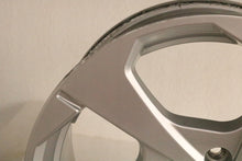 Load image into Gallery viewer, 1x Alufelge 18 Zoll 7.5" 5x112 51ET Glanz Silber 8V0601025 Audi A3 Rim Wheel FEL2994108224ty