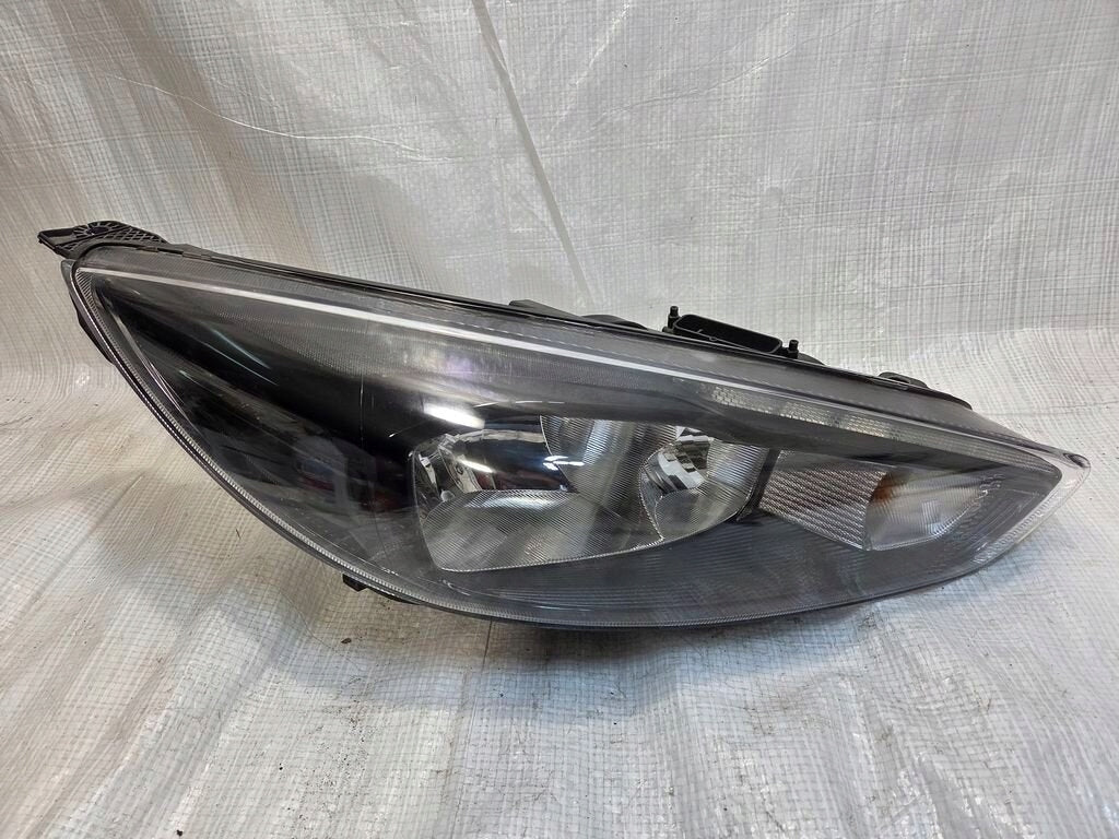 Frontscheinwerfer Ford Focus F1EB-13W029-AGB Rechts Scheinwerfer Headlight SCH6782905289yr