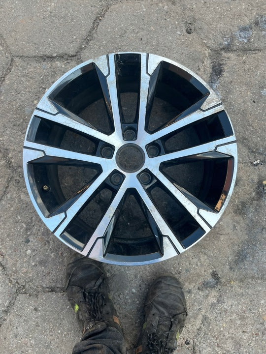 1x Alufelge 17 Zoll 7.0" 5x112 49ET Glanz Silber 5G0601025AK VW I Rim Wheel FEL1365385831sh