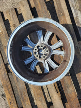 Laden Sie das Bild in den Galerie-Viewer, 1x Alufelge 18 Zoll 7.5&quot; 5x108 49ET 9671401880 Peugeot Rim Wheel
