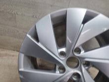 Laden Sie das Bild in den Galerie-Viewer, 1x Alufelge 17 Zoll 5x112 5H0601025C VW Golf Viii Rim Wheel FEL4825227697wn