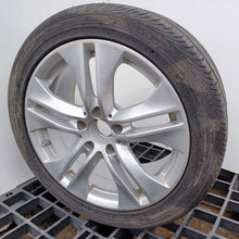 Load image into Gallery viewer, 1x Alufelge 17 Zoll A2074010302 Mercedes-Benz C207 Rim Wheel FEL5366340998lh