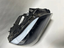 Load image into Gallery viewer, Frontscheinwerfer BMW F10 7203246-21 Xenon Ein Stück (Rechts oder Links) SCH8610981263bv