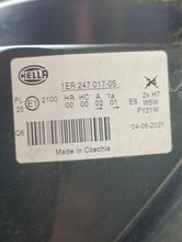 Laden Sie das Bild in den Galerie-Viewer, Frontscheinwerfer VW Crafter 1ER24701705 FALSE Scheinwerfer Headlight SCH3465896847jl