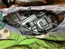 Laden Sie das Bild in den Galerie-Viewer, Frontscheinwerfer Opel 39187261 LED Rechts Scheinwerfer Headlight
