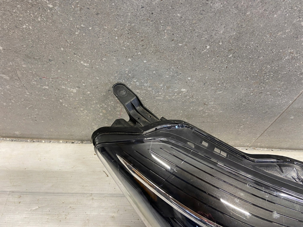 Frontscheinwerfer Toyota Yaris Rechts Scheinwerfer Headlight