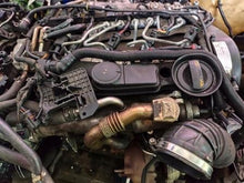 Laden Sie das Bild in den Galerie-Viewer, Motor Audi VW A4 CAG 2.0 TDI 256TKm Benzin Engine Komplett