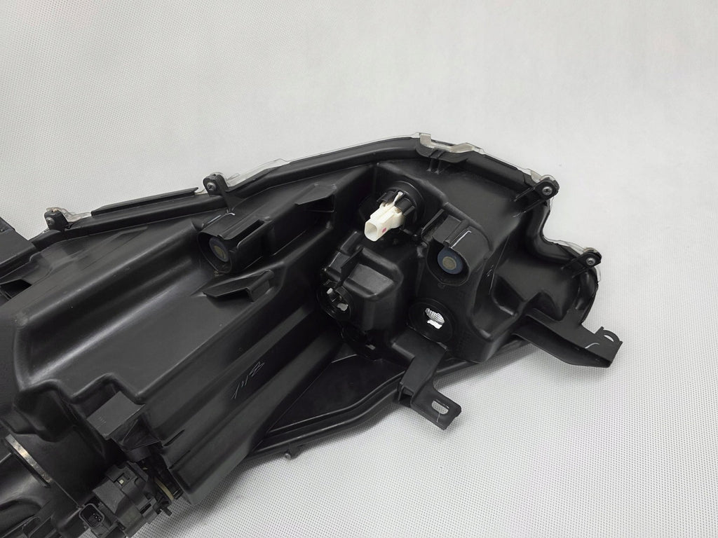 Frontscheinwerfer Toyota 4 Yaris SPP15162 Rechts Scheinwerfer Headlight SCH2347147146qc