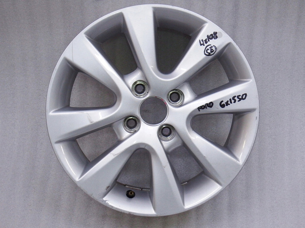 1x Alufelge 15 Zoll 6.0" 4x100 50ET Silber Hyundai I10 Rim Wheel