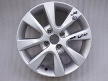 Load image into Gallery viewer, 1x Alufelge 15 Zoll 6.0&quot; 4x100 50ET Silber Hyundai I10 Rim Wheel