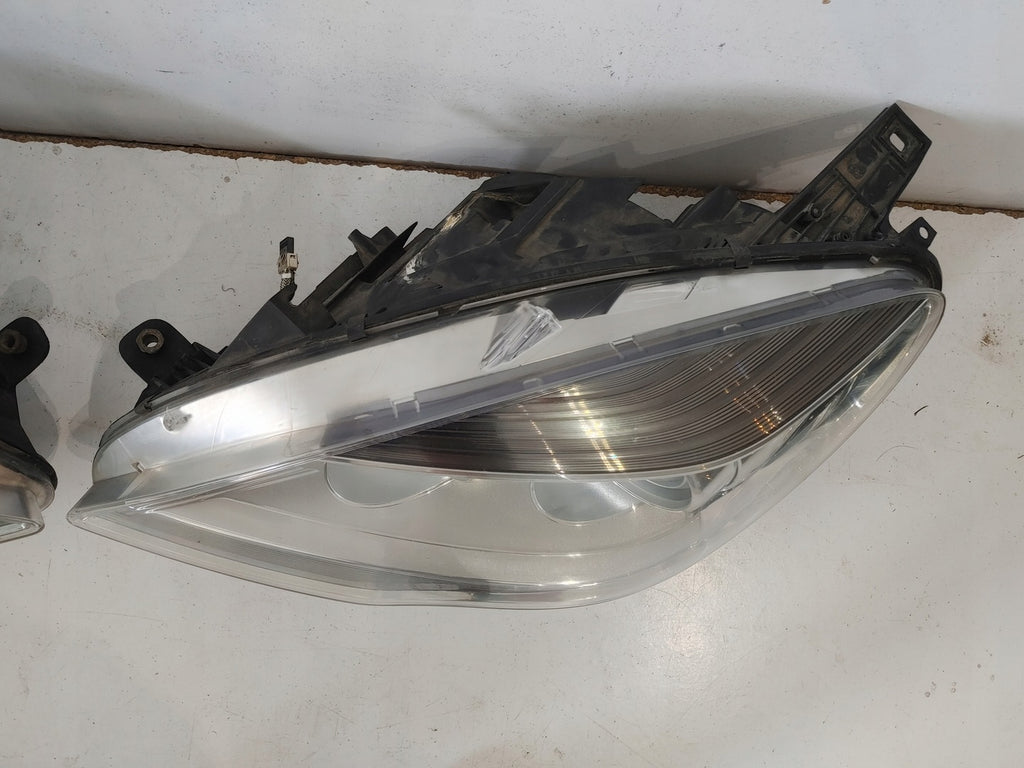 Frontscheinwerfer Mercedes-Benz W251 A2518203661 Xenon Ein Satz Headlight