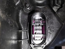 Laden Sie das Bild in den Galerie-Viewer, Frontscheinwerfer Skoda Octavia I 5E4941009 LED Links Scheinwerfer Headlight SCH3183115108rh