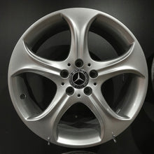 Laden Sie das Bild in den Galerie-Viewer, 4x Alufelge 18 Zoll 7.5" 5x112 44ET Glanz Silber A2054010600 Mercedes-Benz W205 FEL5553024429hb