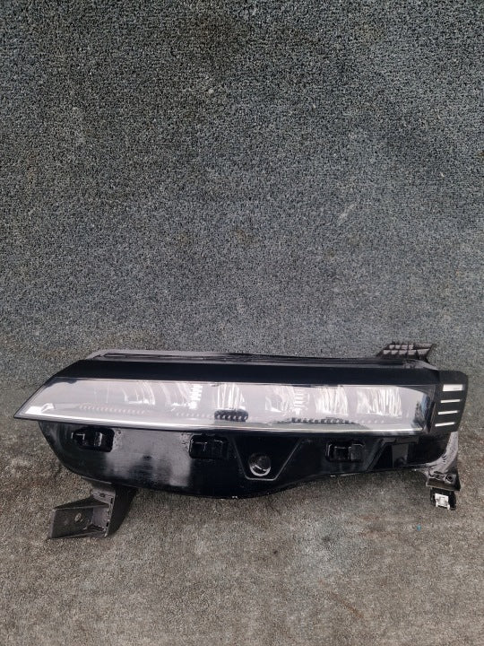 Frontscheinwerfer Renault Megane E-Tech 260104574R LED Links Headlight SCH5601788650rb