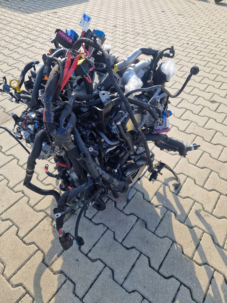 Motor Renault Trafic III M9R710 2.0 DCI Diesel Engine Unkomplett