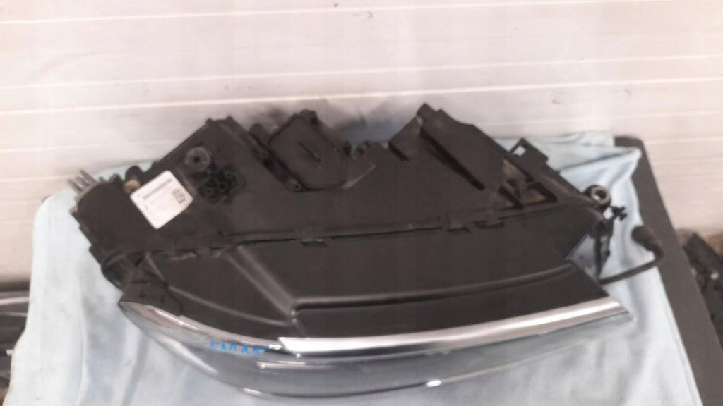 Frontscheinwerfer VW Tiguan 5NN941082 Vorderseite Scheinwerfer Headlight SCH4467205135rd