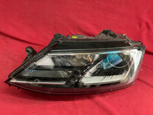 Load image into Gallery viewer, Frontscheinwerfer VW Jetta 5C7941751E LED Links Scheinwerfer Headlight SCH4870022145po