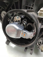 Laden Sie das Bild in den Galerie-Viewer, Frontscheinwerfer Toyota Avensis 10R022556 9922680008 D4S8596724010 Links SCH9653465267mf