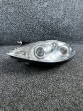 Laden Sie das Bild in den Galerie-Viewer, Frontscheinwerfer Mercedes-Benz A1698201161 Xenon Links Scheinwerfer Headlight SCH8438885723it