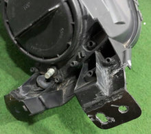 Laden Sie das Bild in den Galerie-Viewer, Frontscheinwerfer Citroën C4 Grand Picasso II 9677217380-01 Links Headlight