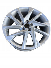 Laden Sie das Bild in den Galerie-Viewer, 1x Alufelge 17 Zoll 7.0&quot; 5x112 51ET Glanz 6F0601025 Seat Ibiza Rim Wheel