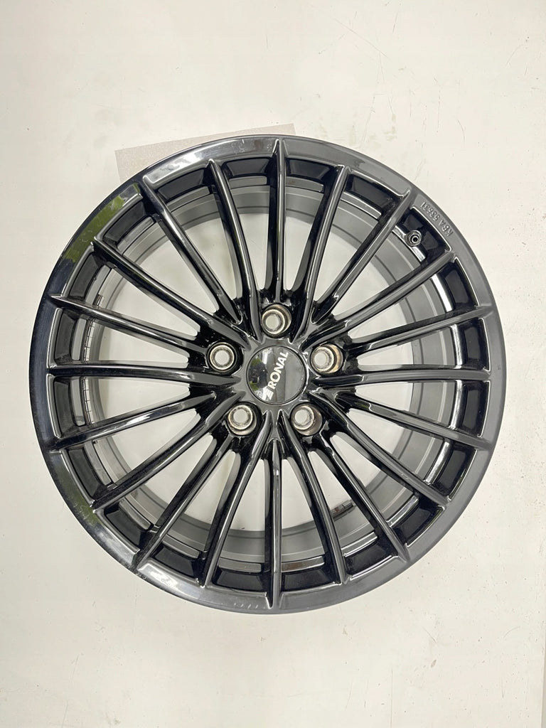 1x Alufelge 18 Zoll 8.0" 5x120 42ET Glanz 68R8805 BMW 1 Rim Wheel FEL6514560932sr