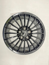 Load image into Gallery viewer, 1x Alufelge 18 Zoll 8.0" 5x120 42ET Glanz 68R8805 BMW 1 Rim Wheel FEL6514560932sr
