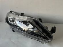 Laden Sie das Bild in den Galerie-Viewer, Frontscheinwerfer Mitsubishi Eclipse Cross W3153 Full LED Rechts Headlight
