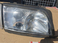 Laden Sie das Bild in den Galerie-Viewer, Frontscheinwerfer Audi A6 C4 Xenon Ein Satz Scheinwerfer Headlight SCH5529083958qf