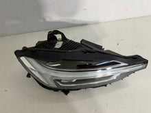 Laden Sie das Bild in den Galerie-Viewer, Frontscheinwerfer Volvo Xc60 II 31420418 Rechts Scheinwerfer Headlight SCH2598585257sl
