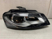 Load image into Gallery viewer, Frontscheinwerfer Audi A3 8P0941030BQ Xenon Ein Stück (Rechts oder Links) SCH8503527726uy