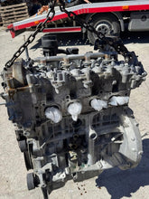 Load image into Gallery viewer, Motor Mercedes-Benz W176 W246 270910 1.6 CGI 80TKm Benzin Engine Unkomplett MOT2893448131yw