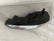 Load image into Gallery viewer, Frontscheinwerfer Audi A4 B9 8W0941005 Xenon Links Scheinwerfer Headlight