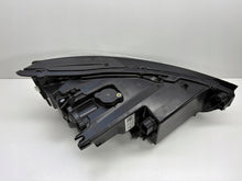 Laden Sie das Bild in den Galerie-Viewer, Frontscheinwerfer Seat Tarraco 5FJ941007K Links Scheinwerfer Headlight SCH1187000732wl
