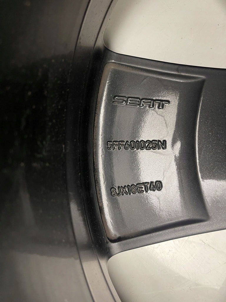 1x Alufelge 18 Zoll 8.0" 5x112 40ET 5FF601025N Cupra Formentor I Rim Wheel FEL3171792080bt