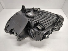 Laden Sie das Bild in den Galerie-Viewer, Frontscheinwerfer Mercedes-Benz W206 A2069068104 A2069063605 Full LED Ein Satz SCH9989087565nk