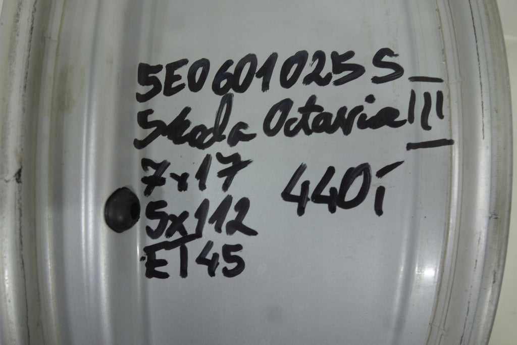 1x Alufelge 17 Zoll 7.0" 5x112 45ET 5E0601025S Skoda Octavia Iii Rim Wheel