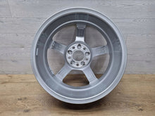 Laden Sie das Bild in den Galerie-Viewer, 1x Alufelge 17 Zoll 6.5" 5x112 44ET Glanz Silber A1774011200 Mercedes-Benz W177 FEL2976120087ag
