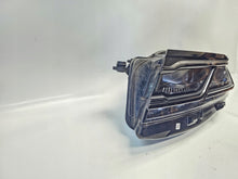 Laden Sie das Bild in den Galerie-Viewer, Frontscheinwerfer VW Touareg 761941081A 1EX013143 LED Links Headlight