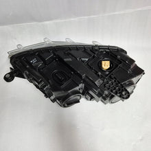 Laden Sie das Bild in den Galerie-Viewer, Frontscheinwerfer Skoda Octavia III 5E1941015 Links Scheinwerfer Headlight SCH3523612237wn