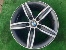 Laden Sie das Bild in den Galerie-Viewer, 1x Alufelge 17 Zoll 5x120 6850151 BMW 1 F21 F20 Rim Wheel FEL4417277393ci