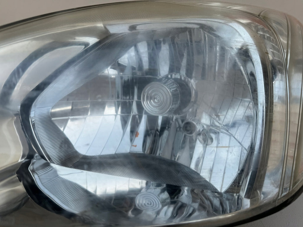 Frontscheinwerfer Hyundai Accent III 92101-1E0XX Links Scheinwerfer Headlight