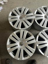 Laden Sie das Bild in den Galerie-Viewer, 4x Alufelge 16 Zoll 7.0" 5x112 45ET Glanz Silber 87169090 VW Passat Rim Wheel FEL8894103487ra