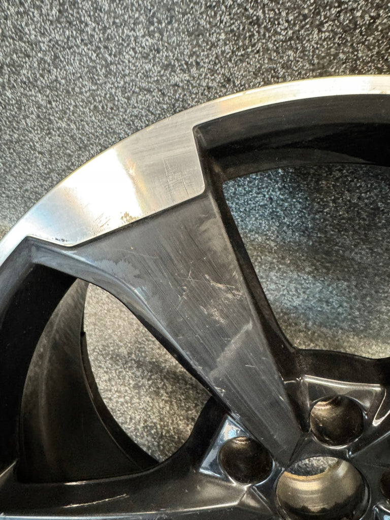 1x Alufelge 19 Zoll 8.5" 5x112 53ET Glanz Schwarz 8V0601025CG Audi A3 Rim Wheel FEL2236617475gx