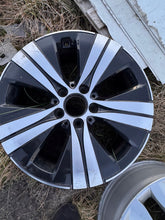 Load image into Gallery viewer, 1x Alufelge 17 Zoll 7.0" 5x112 44 5ET Glanz A2064017100 Mercedes-Benz W206 FEL8604231199wq