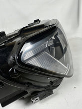 Laden Sie das Bild in den Galerie-Viewer, Frontscheinwerfer VW Tiguan 5NB941036D Rechts Scheinwerfer Headlight