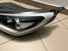 Laden Sie das Bild in den Galerie-Viewer, Frontscheinwerfer Hyundai I30 III 92101-G4100 Full LED Links Headlight