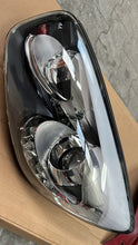 Load image into Gallery viewer, Frontscheinwerfer Kia Picanto 92101-1Y3 LED Links Scheinwerfer Headlight