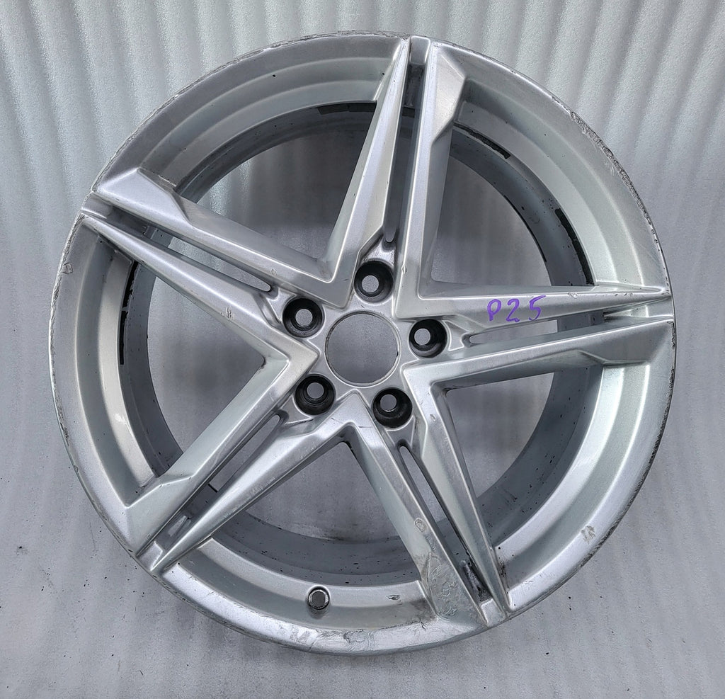 1x Alufelge 18 Zoll 8.0" 5x112 40ET Glanz Silber 8W0601025R Audi A4 Rim Wheel